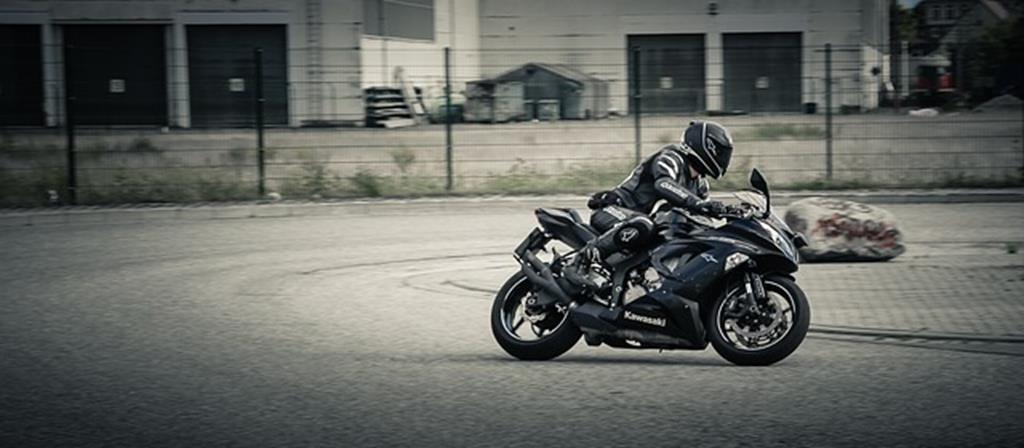 Motorcycle riding with good outfit