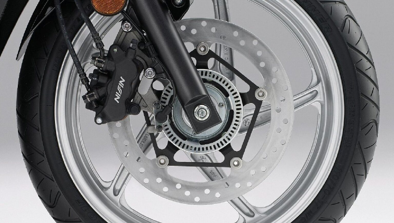 How Do Motorcycle ABS Brakes Work - GoMotoRiders - Motorcycle Reviews ...