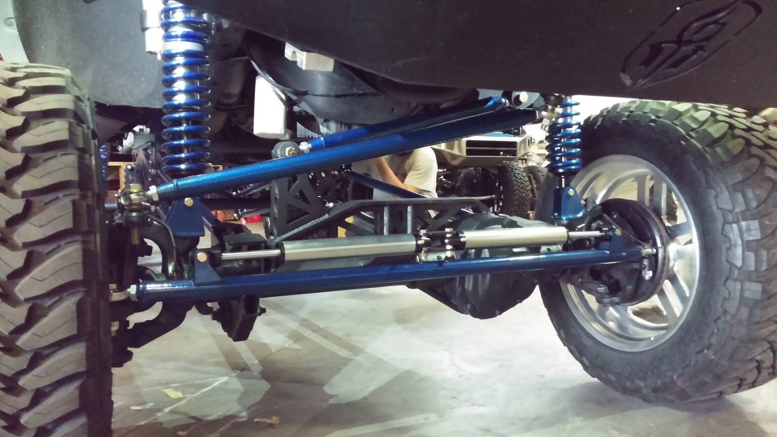 What Are Steering Stabilizers & How Do They Work GoMotoRiders