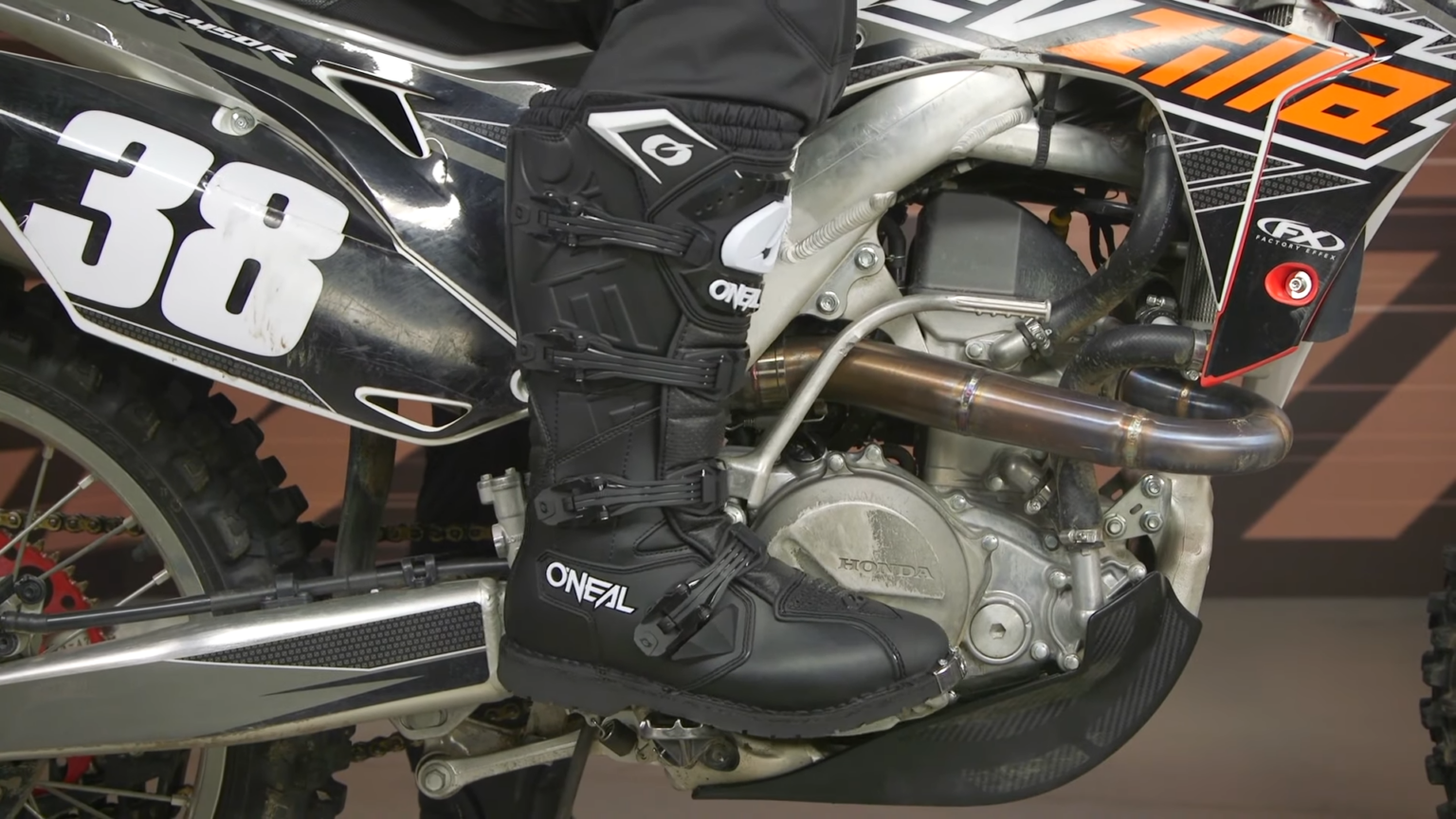 Top 15 Best Dirt Bike Boots 2024 - Comfortable and Durable Picks